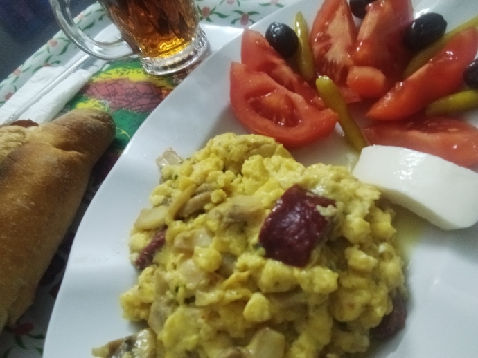 Sahurcu tayfa ilk sahurda ne yiyorsunuz bakalım?