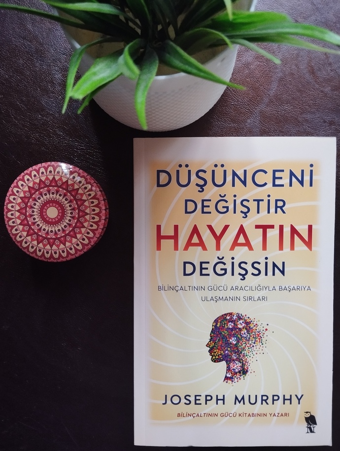 Bilinçaltı ile ilgili kitaplar okur musunuz?
