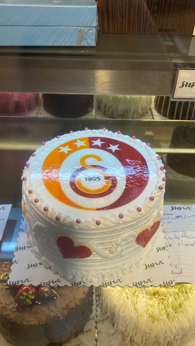 En güzel pastaaa 😻💛❤️