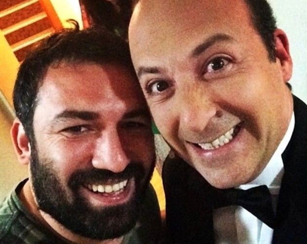 Bir programlık bile olsa böyle bir şeyi izlemek isterdim.. 🤣🤣