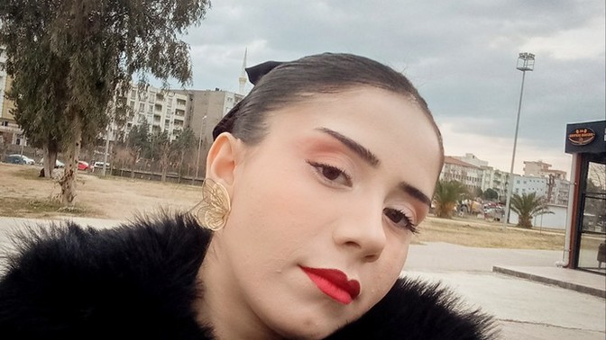 Bu kıza dürüst olun kaç üzerinden puan verirdiniz? jsjsjs?