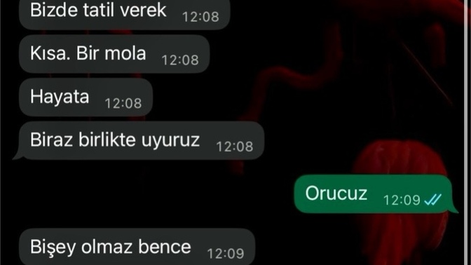 Şeytana uymamalıyım dimi kızlar?