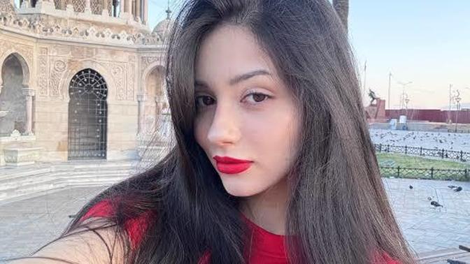 Türk Kızları Güzellik Algınıza Uyuyor Mu?
