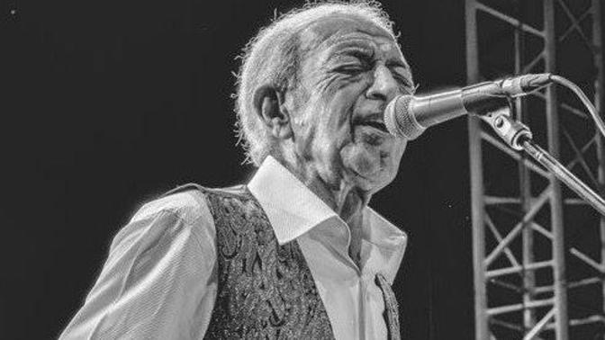 Edip Akbayram vefat etti. Onun hakkında ne düşünüyordunuz?