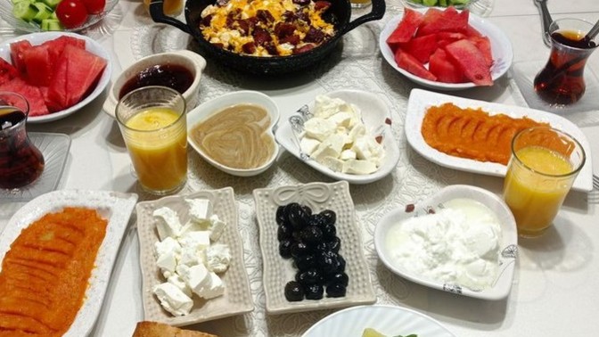 Sahurda tok tutan en iyi yiyecek nedir?