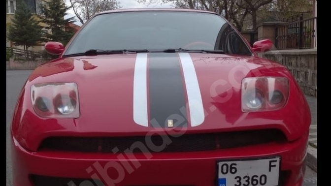 1996 model Fiat Coupe 2.0'ın Ferrarileştirilmiş haline bayıldım. İnşaAllah alabilirim. Çok hoş değil mi?