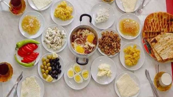 Sahur yapmadan oruç tutanlar var mı?