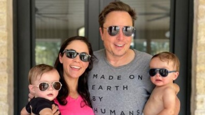Elon Musk'ın 14'üncü çocuğu dünyaya geldi! Minik Musk'lar da babası gibi olur mu?