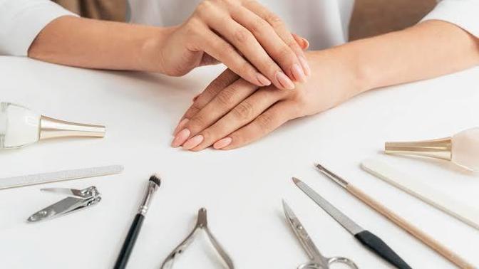 Tırnakları güçlü ve sağlıklı tutmak için ne yapmalıyım?