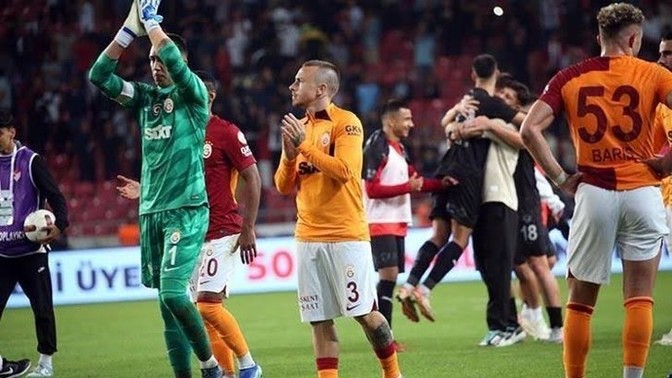 Son zamanlardaki Galatasaray'daki form düşüşünün ana nedeni sizce nedir?