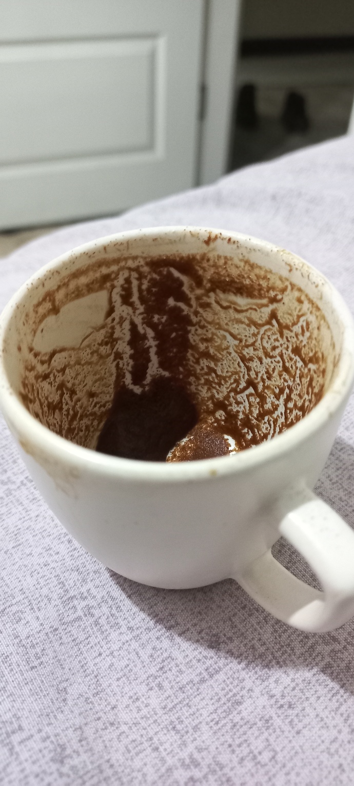 Fala bakabilen var mı? Fincanımda ne çıkmış? Dalga geçen yorumları sileceğim boşuna yazmayın hiç?
