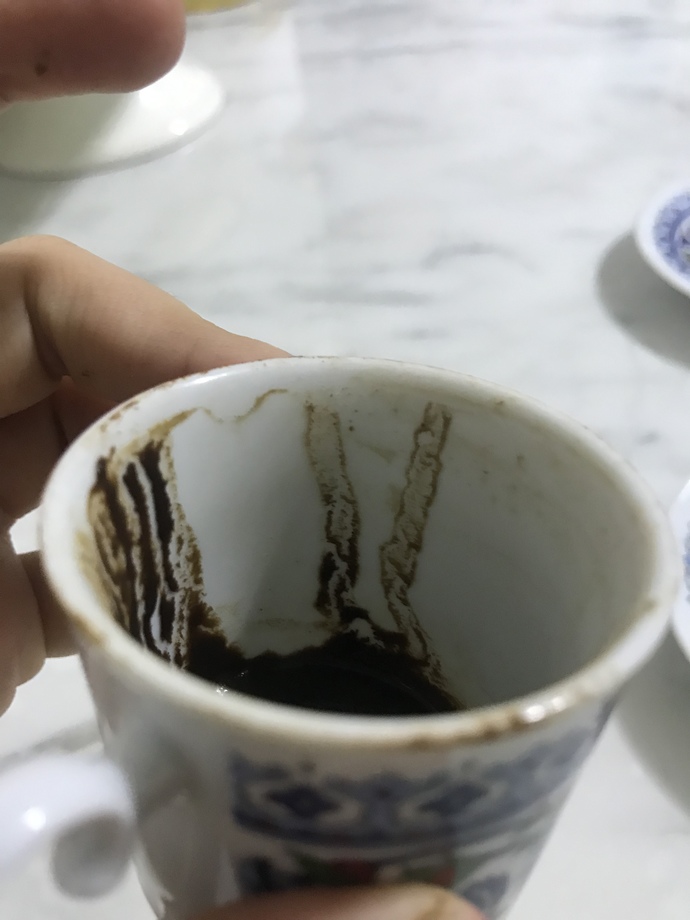 Fal bakmayı bilen var mı lütfen cok önemli hiç iyi değilim?