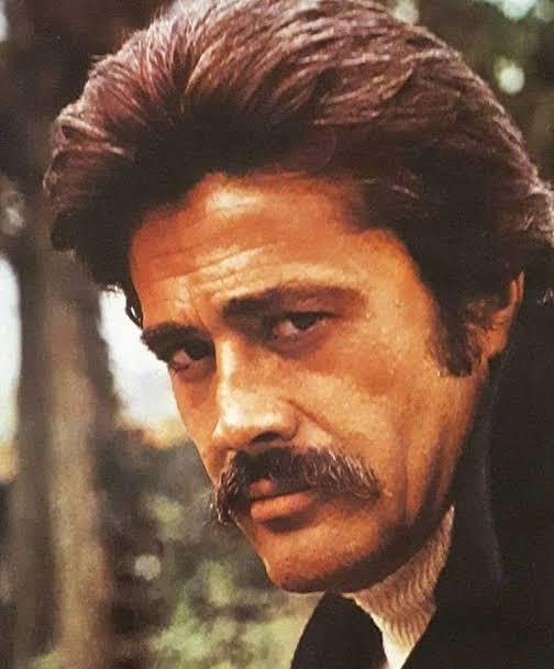 Sizce bıyık en çok hangi yeşilçam oyuncusuna yakışıyor?