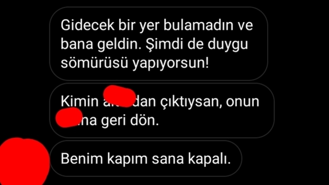 Eski sevgilimin yazdığı şeylere bakın. Erkekler niye bu kadar acımasız?