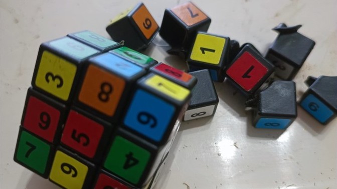 Zeka küpü hilesi yapan var mı benim gibi?