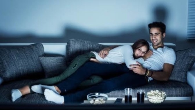 En son kiminle birlikte film/dizi izlediniz?