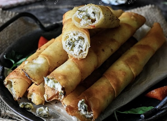 Böreği neyli seviyorsunuz? Peynirli mi, kıymalı mı 🧀 🥓?