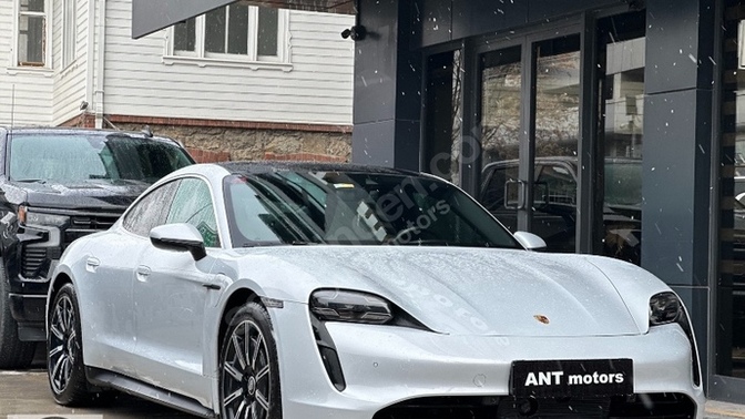 Porsche Taycan nasıl sizce?