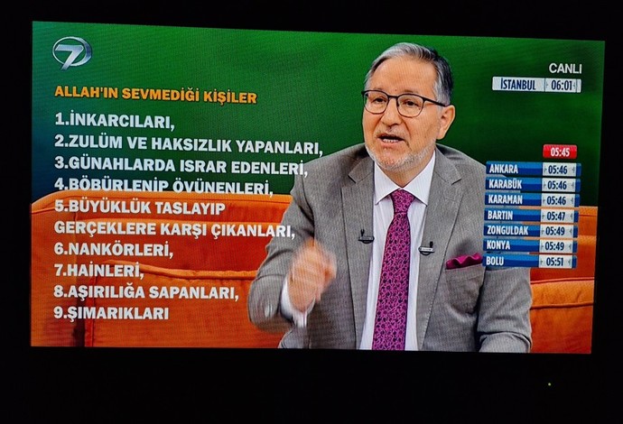 Prof Dr. Mustafa Karataş ile Sahur Vakti Programını izlediniz mi İzliyor musunuz?