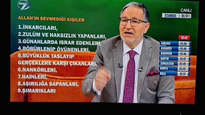 Prof Dr. Mustafa Karataş ile Sahur Vakti Programını izlediniz mi İzliyor musunuz?