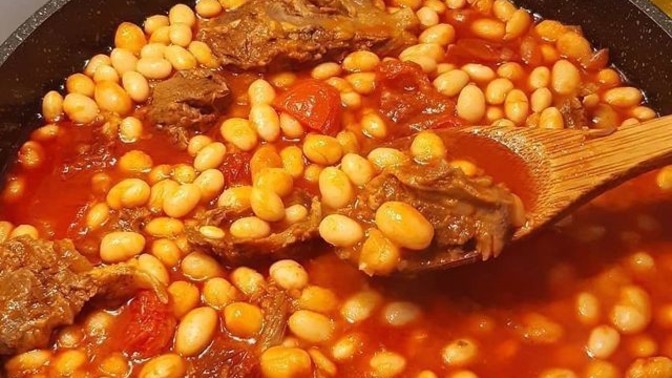 Tek çeşit iftar yemeği hakkınız olsa ne seçerdiniz?