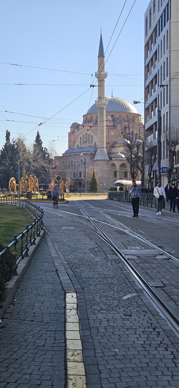 İftar saat kaçta yapıyorsunuz, bizim tam 19:00?