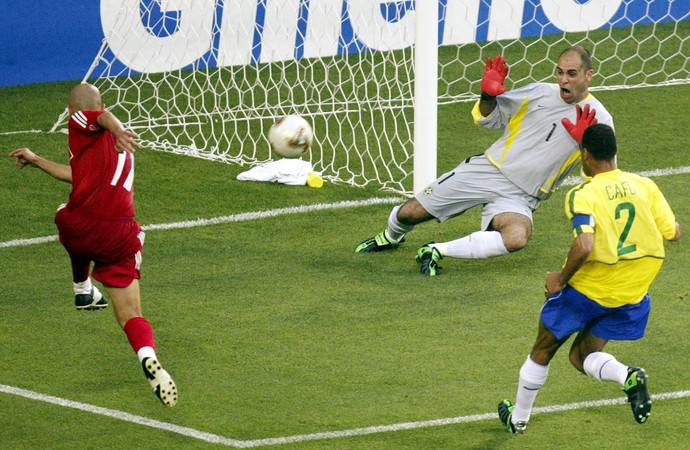 2002 Dünya Kupası′nda Brezilya′yı geçebilseydik, finalde Almanya′yı yenebilir miydik?
