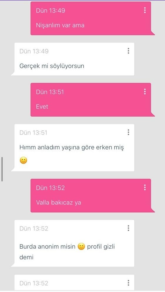Sevgilisi olan bir kızın buradan böyle bir mesajlaşmaya dahil olması normal mi?