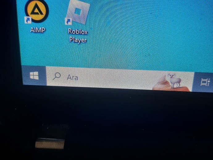 Ya arkadaşlar bu windows 10 22h2 crack mi yoksa orijinal mi?