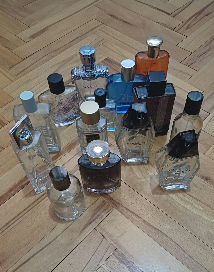 Parfüm şişelerini saklıyorum sizce doğru mu yapıyom?