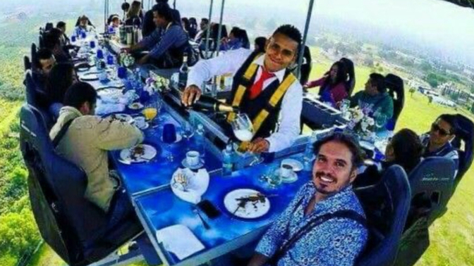 Bu masada yemek yer misin?