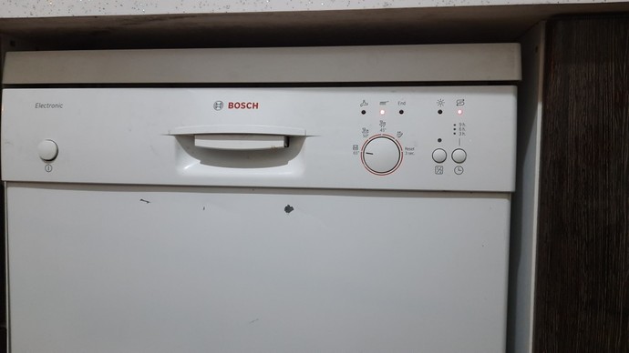 Arkadaşlar cahil demeyin inan ki yeni aldik yeni derken ikinci el ama yeni kullaniyorum?