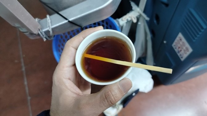 Kendisi sıcak olsada elime alınca hoşuma gidiyor dediğiniz şey nedir?