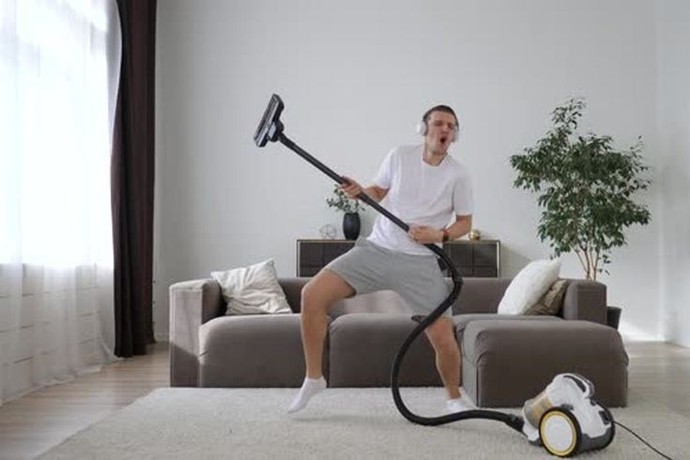 Ev temizliği yaparken hangi müzik türünü tercih ediyorsunuz?