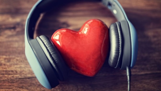 Ne tarz müzik dinlemeyi seviyorsun?