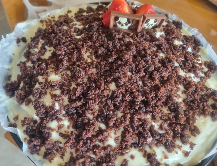 İlk defa Çilekli pasta yaptım nasıl olmuş?