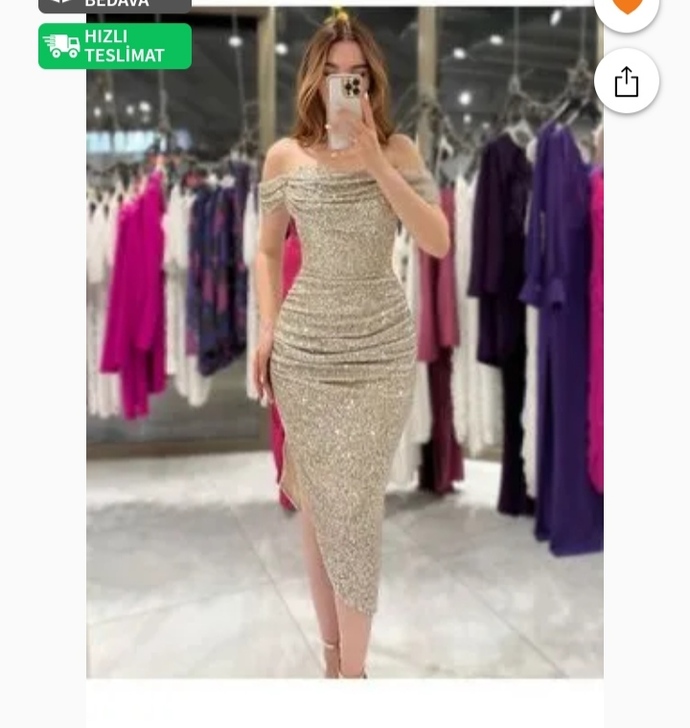 Mezuniyet icin hangi elbise daha guzel, secer misinizz?