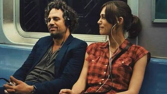 Eski sevgilinize hediye alır mısınız?