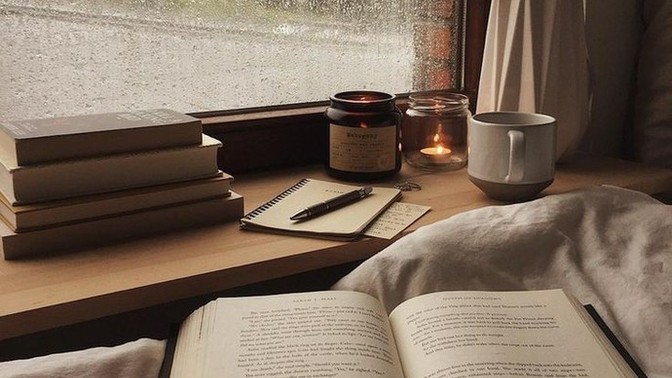 Kitapların "önsöz" kısmını okur musunuz? Ve son okuduğun kitap hangisiydi?
