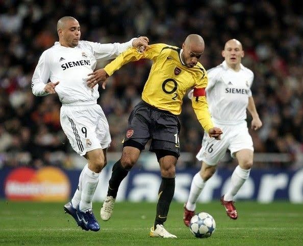 Sizce Santrafor Dediğiniz Futbolcu Nasıl, Kim Gibi Olmalıdır?