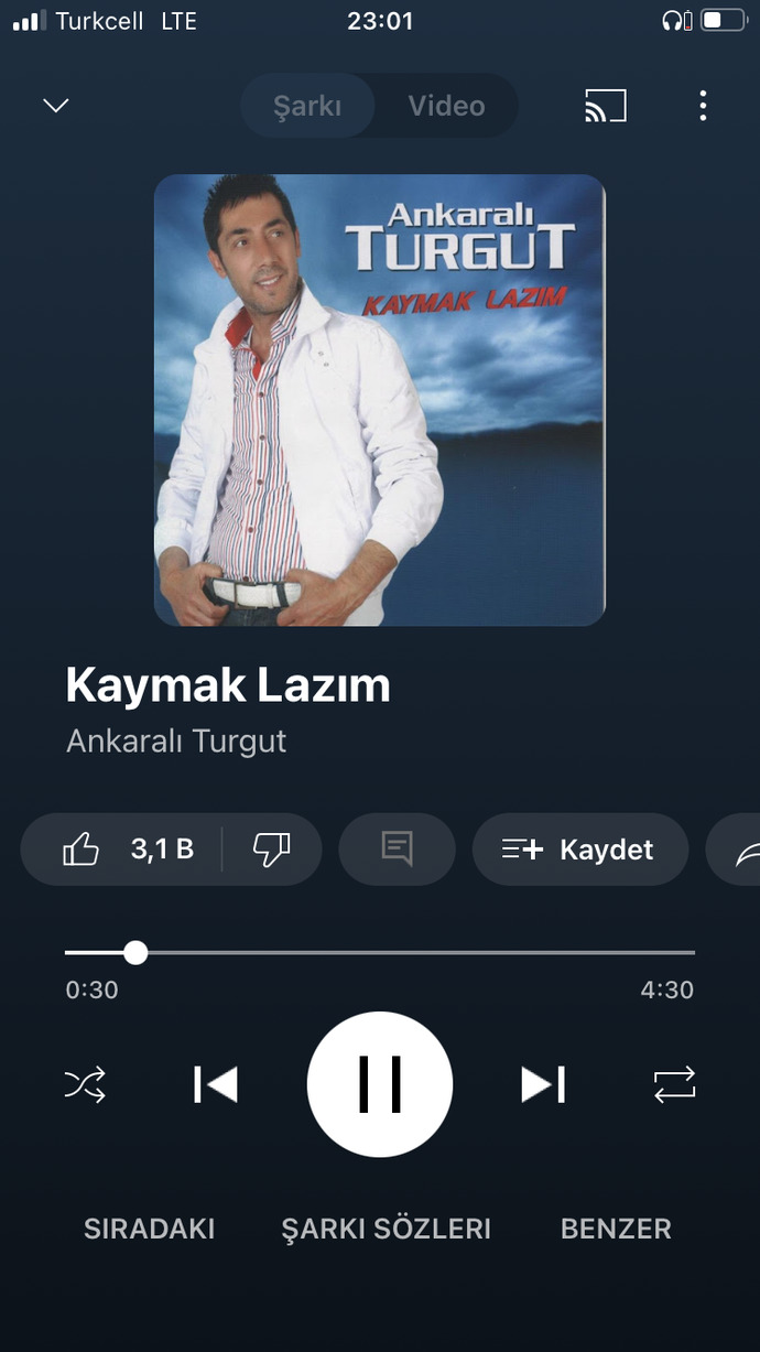 Slmm ne dinliyor şunu zzz?