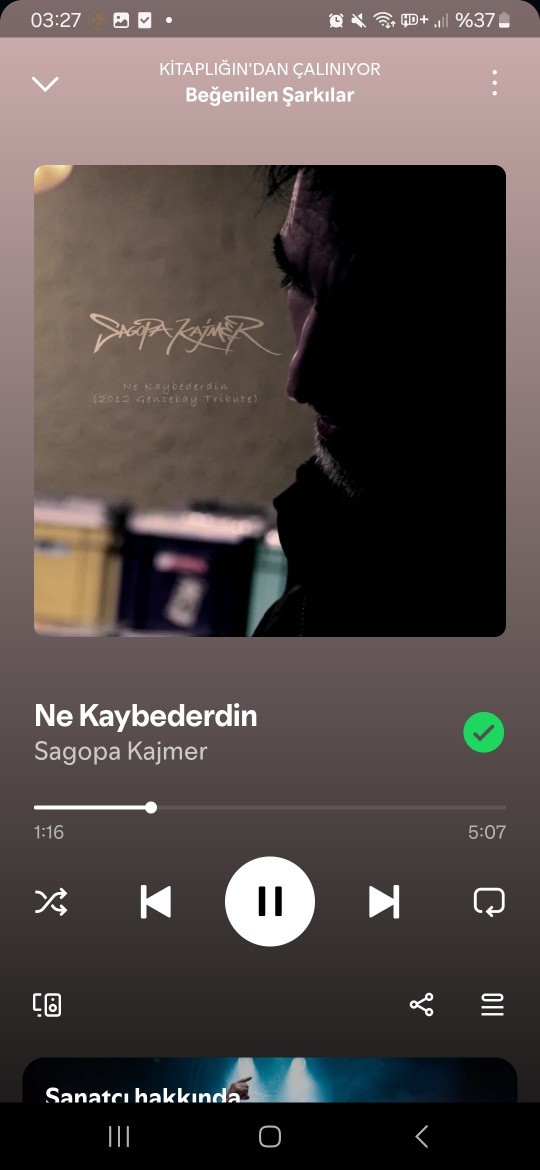 Sahuru beklerken son zamanlarda sık dinlediğiniz şakıları alabilir miyiz?