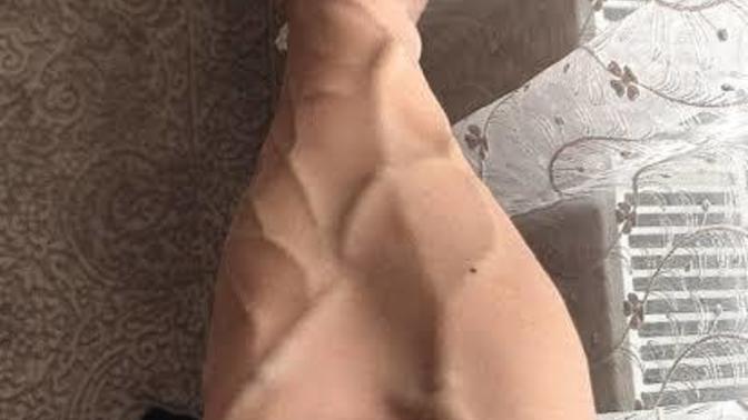 Damarlı kolu olan erkekler çok çekici değil mi?