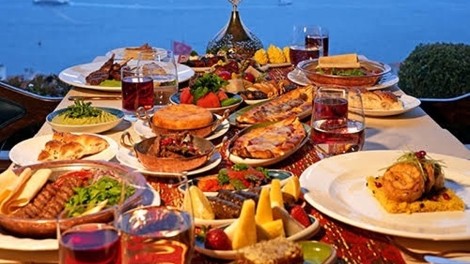 Bugün iftarı nerede yapıyoruz?