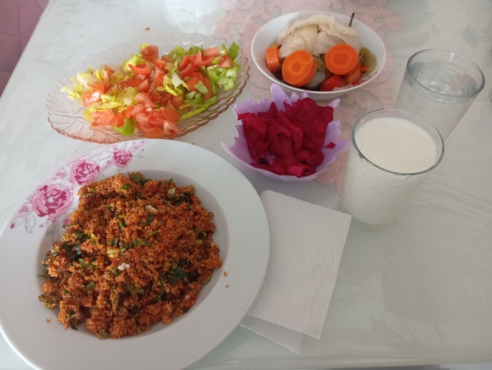 Bugün iftarda ne yediniz?