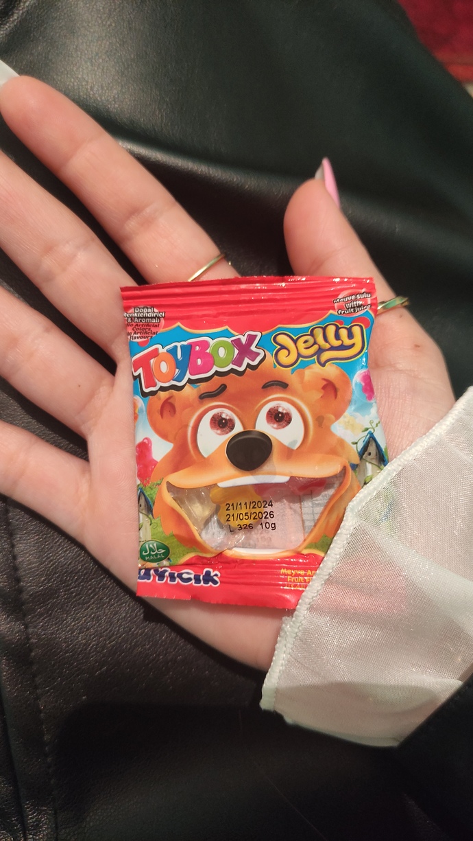 Bildiğiniz mini boy abur cuburlar var mı?