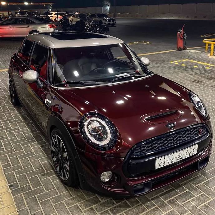 Mini cooper dediğin ne renk olmalı?