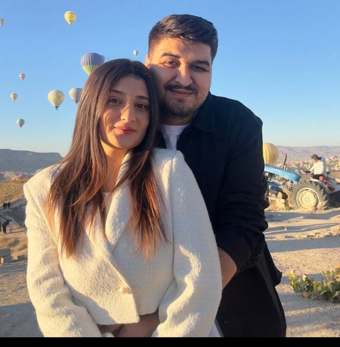Kızlar bana bunu anlatır mısınız?