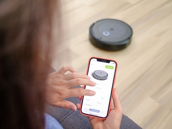 Size robot süpürge hediye edilsin ister miydiniz?