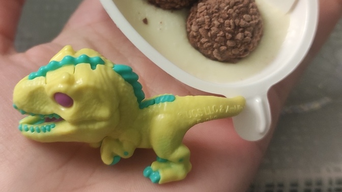 Sizinle Kinder'imi paylaşır mıydım söyliyim mii?